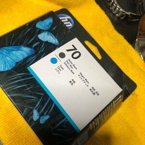 HP Blue Wireless Earbuds for Seamless Connectivity